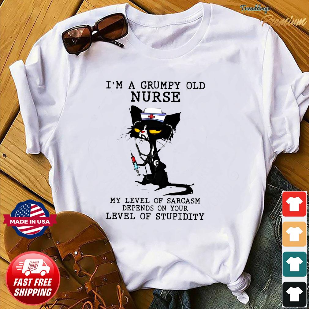 Nurse Black Cat I\u2019m A Grumpy Old Nurse My Level Of Sarcasm Depends On Your Level Of Stupidity Shirt Funny T-shirt Cute Tee Unisex Tank Top